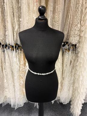 Ivory 3D Satin Flower Crystal Edging - EH1019
