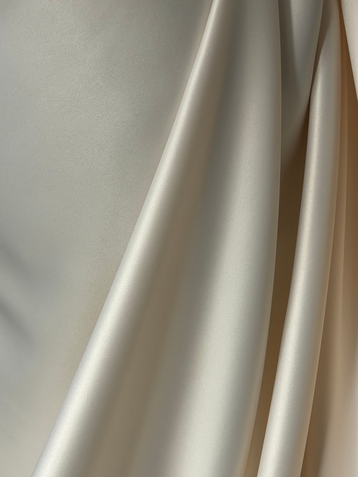 Champagne Duchess Satin - P47