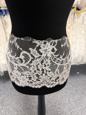 Pale Ivory Eco Chantilly Lace Trim - Aveta