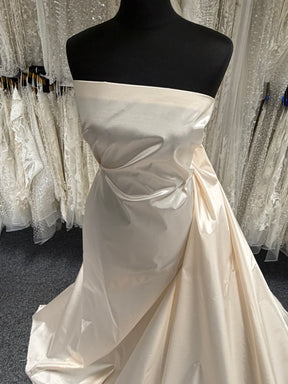 Champagne Silk Blend Organza Taffeta - P607