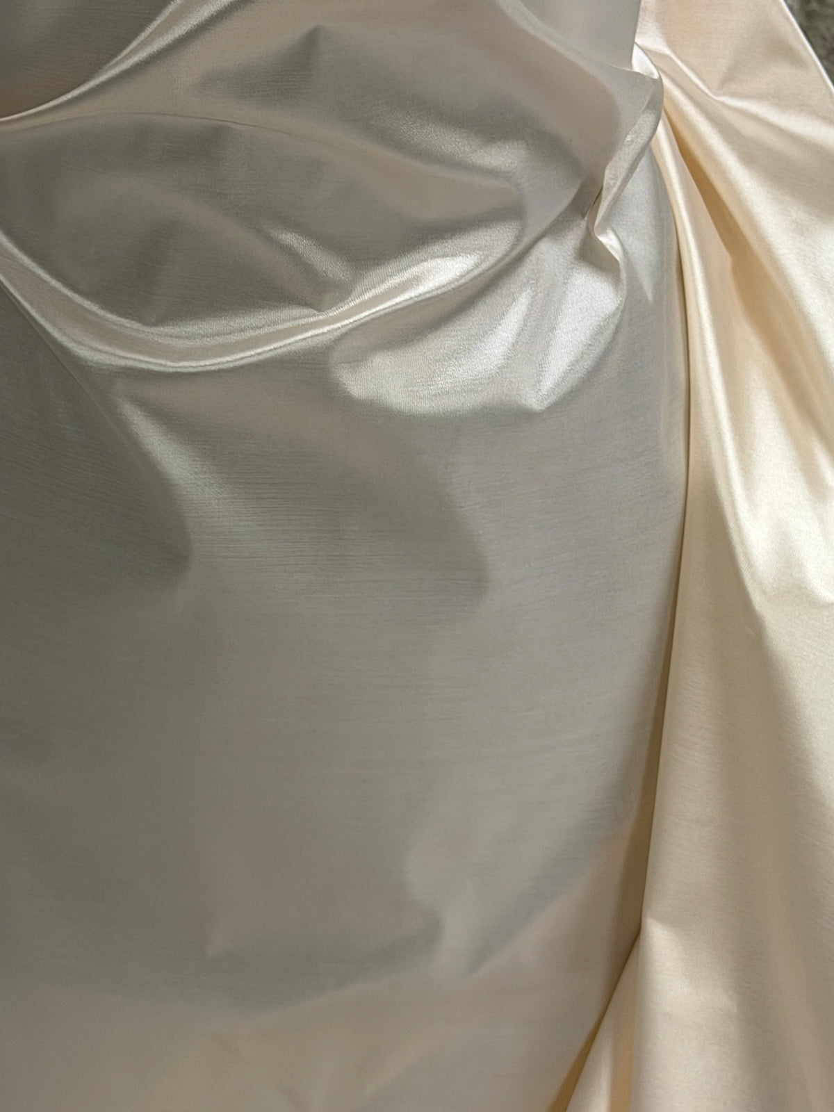 Champagne Silk Blend Organza Taffeta - P607