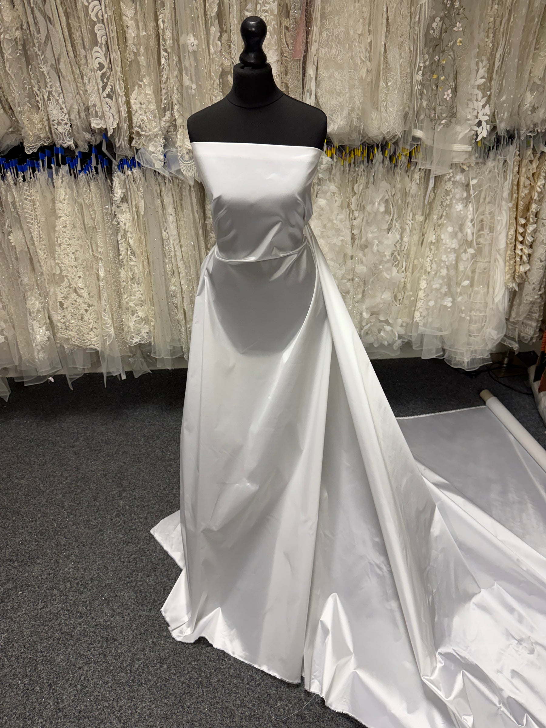 White Silk Blend Organza Taffeta - P607