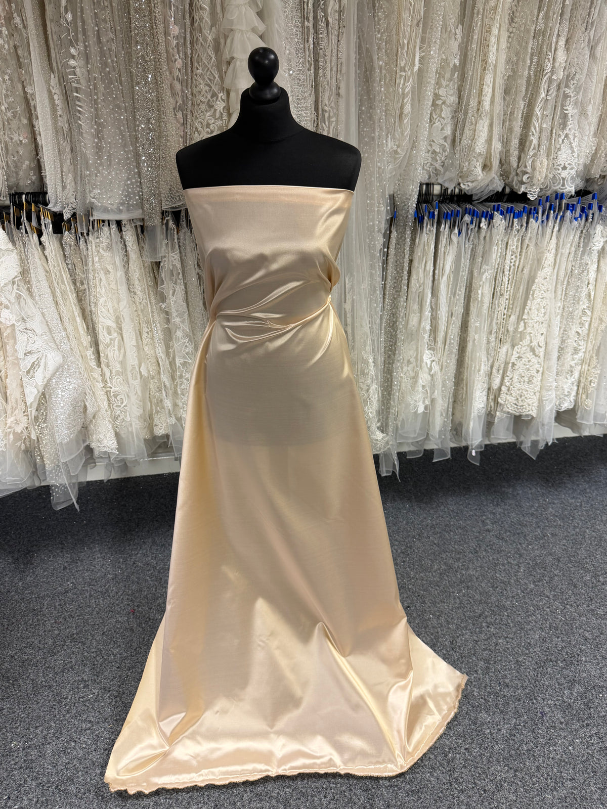 Champagne/Gold Silk Blend Organza Taffeta - P607