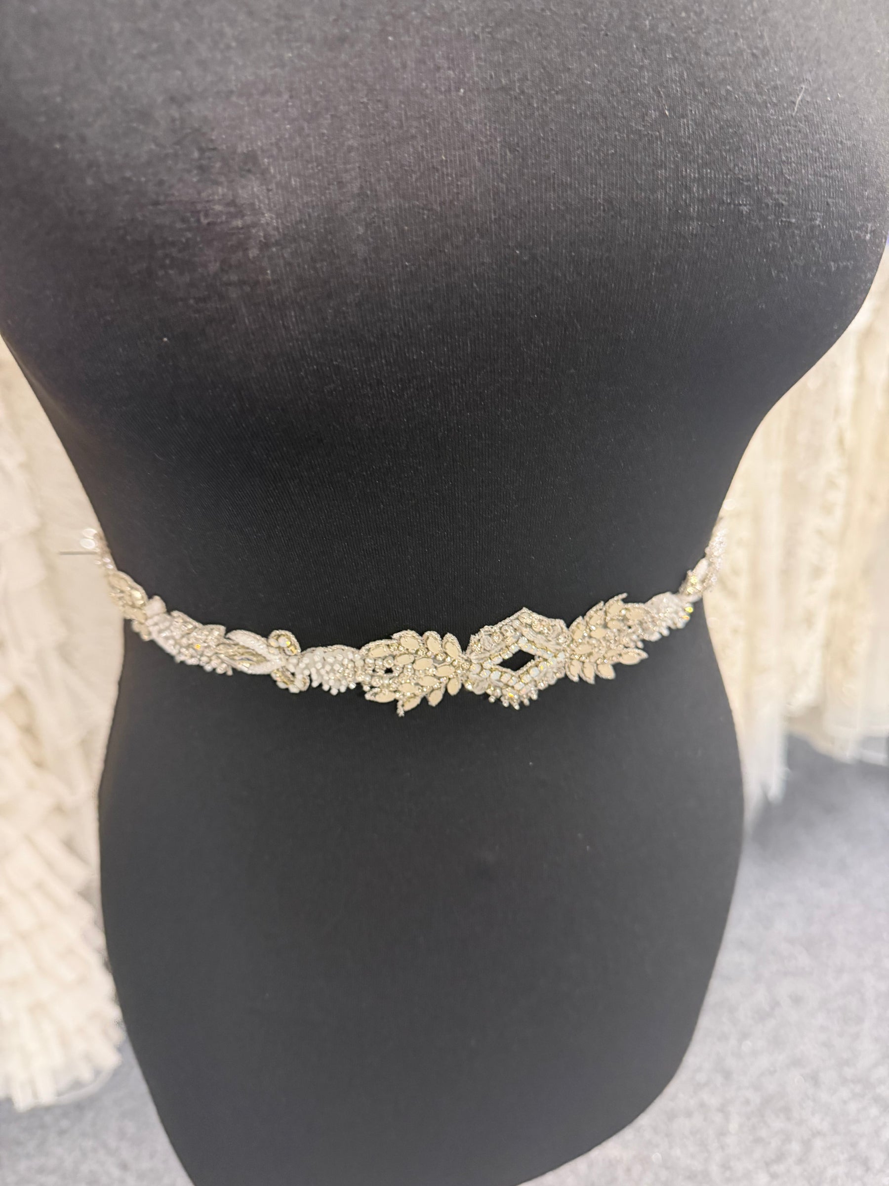 Indian Beaded Motif - MH1018
