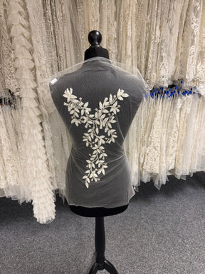 Ivory/Silver Crystal Motif - MH1002