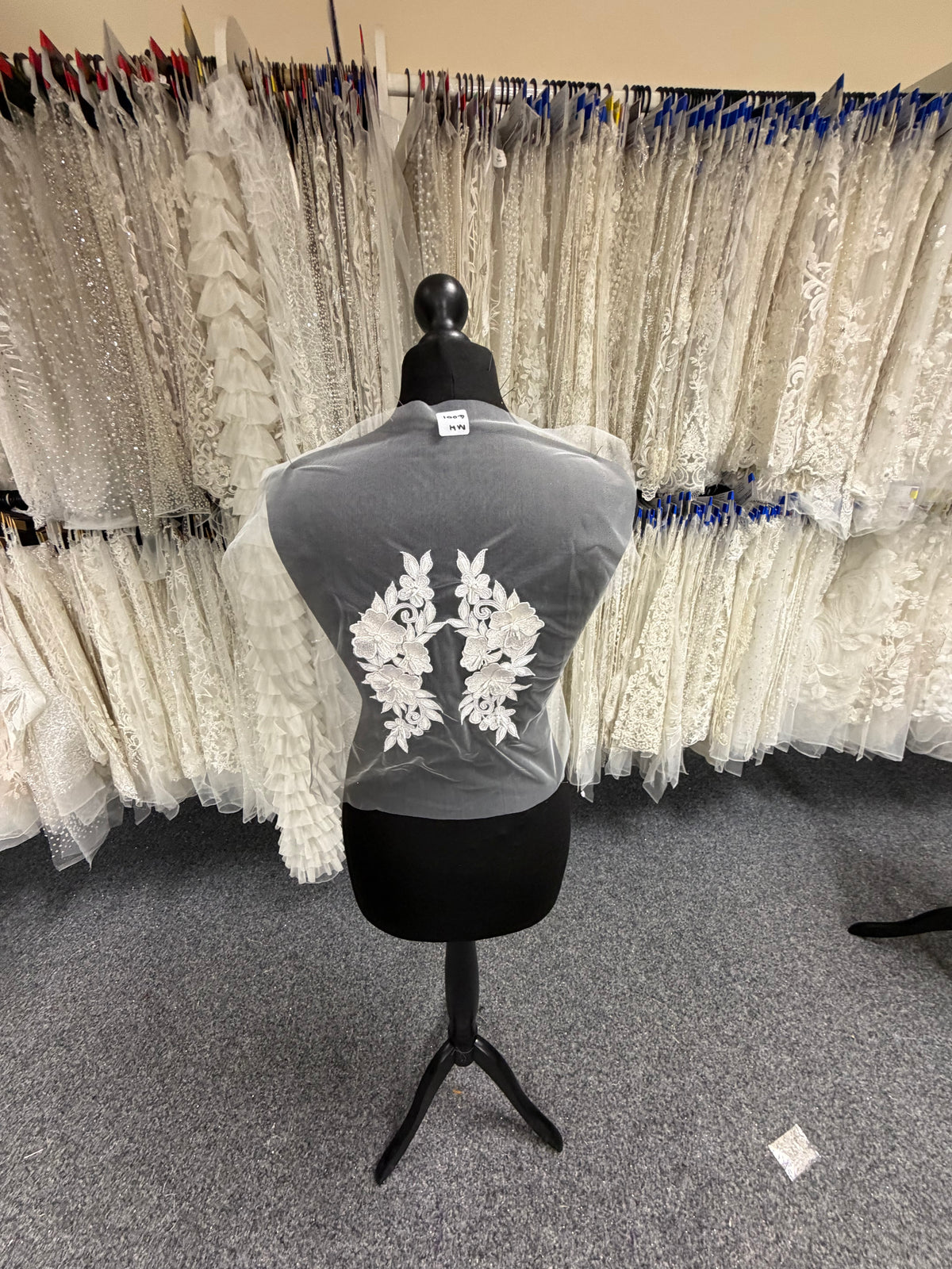 Ivory 3D Beaded Motif - MH4001