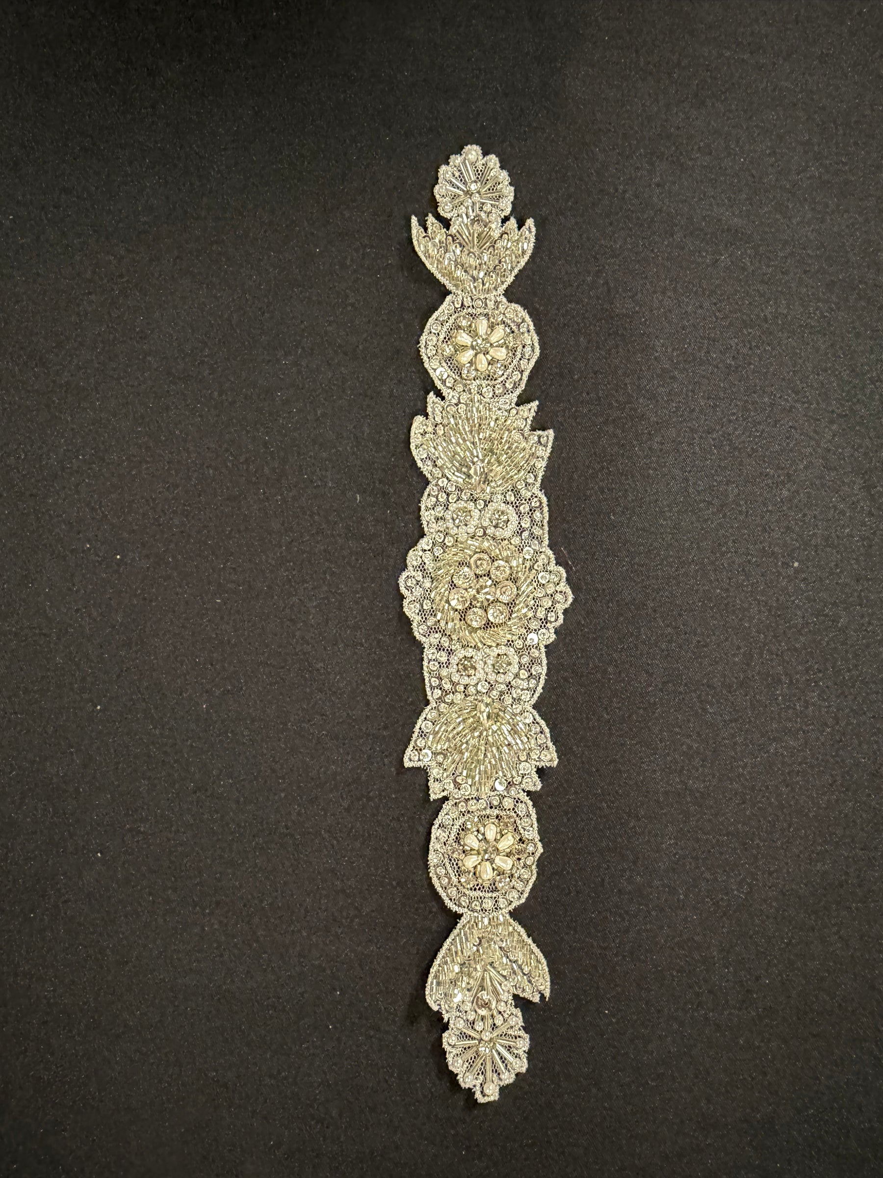 Indian Beaded Motif - MH1015