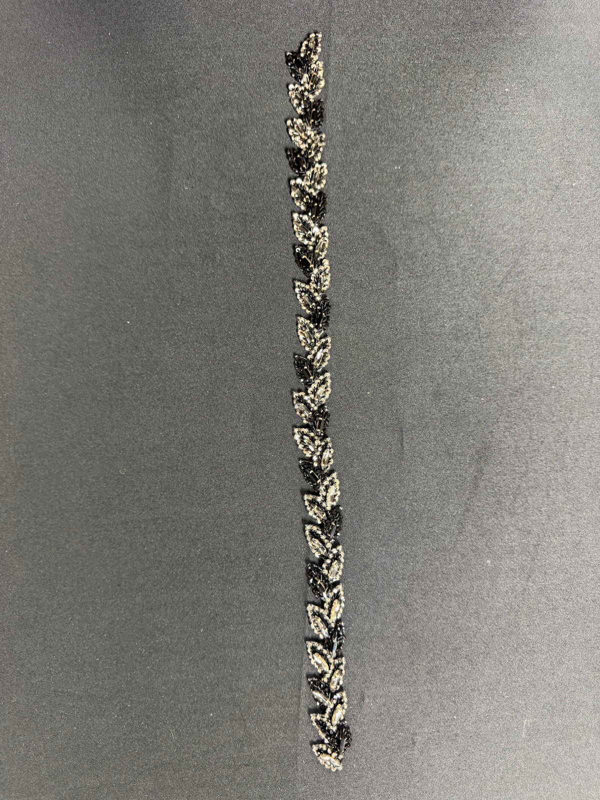 Black/Silver Crystal Motif - MH1004