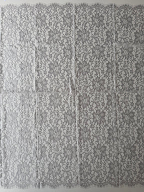 Silver Metallic Chantilly Lace - P184