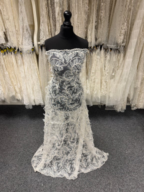Ivory Embroidered Beaded Tulle - P956