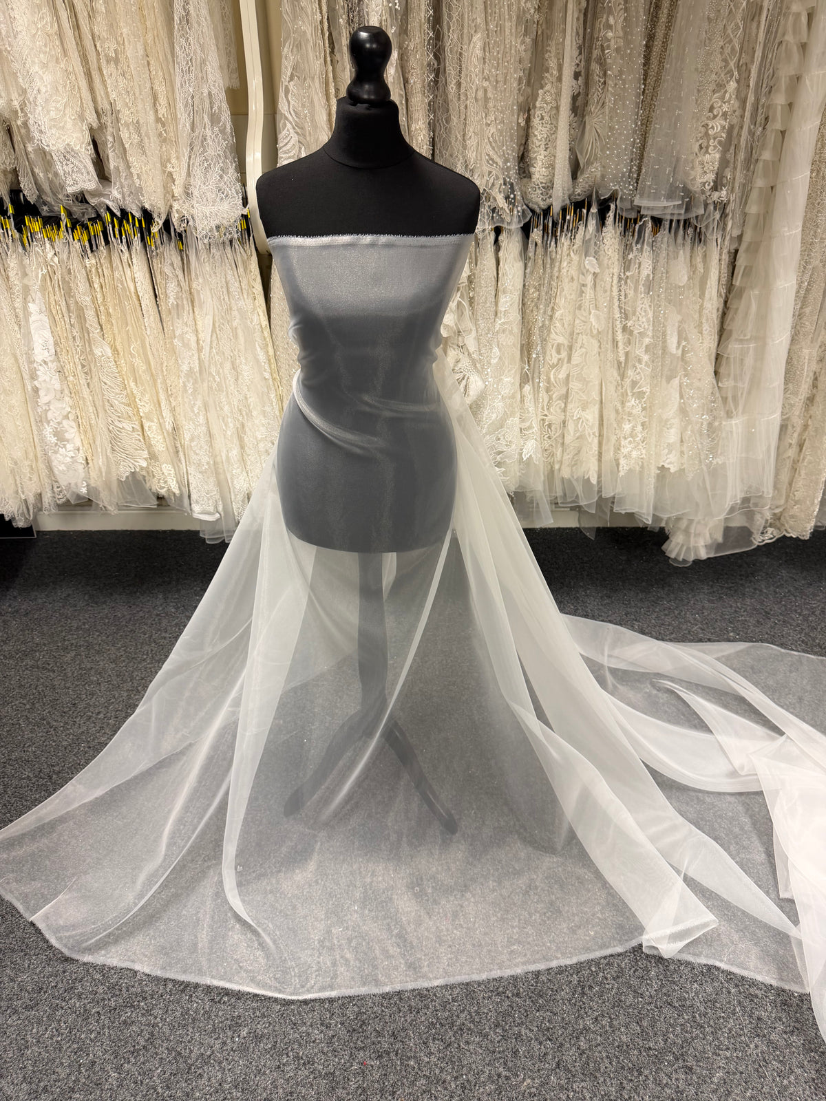 Pale Ivory Poly Organza - P150