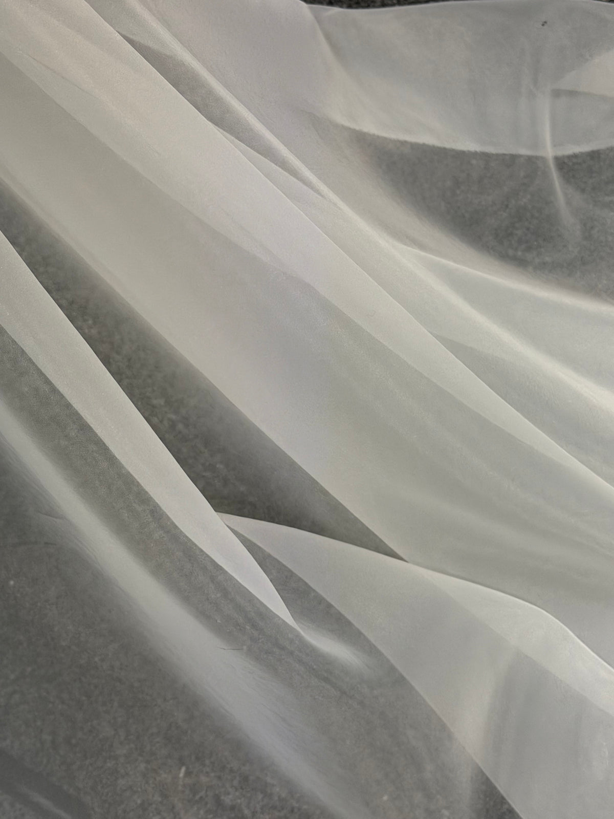 Pale Ivory Poly Organza - P150