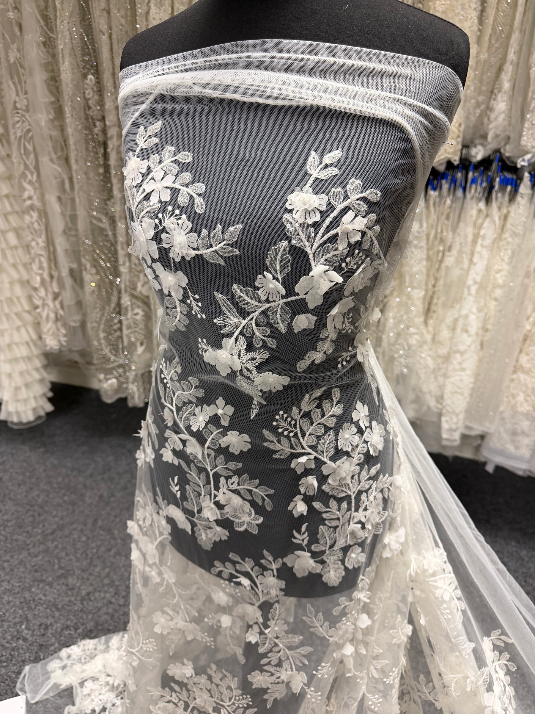 Ivory 3D Lace - EB3054