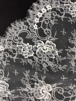 Ivory Lace Trim - Tomine