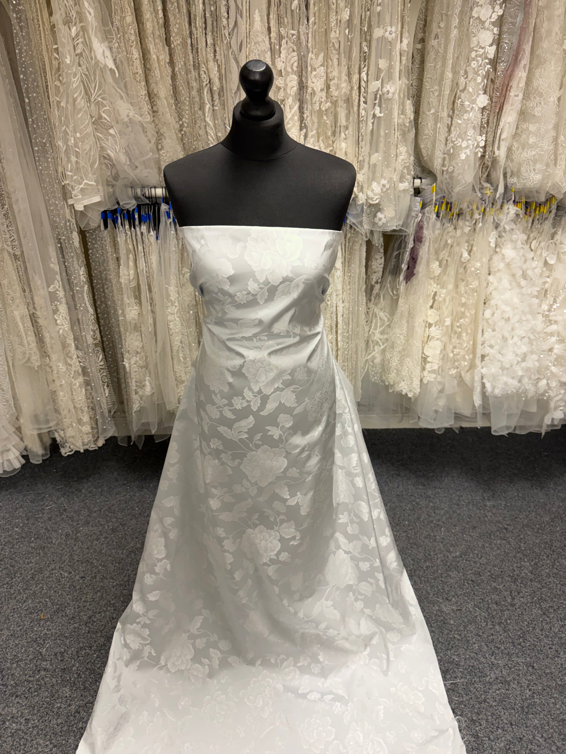 Ice Italian Jacquard - P666