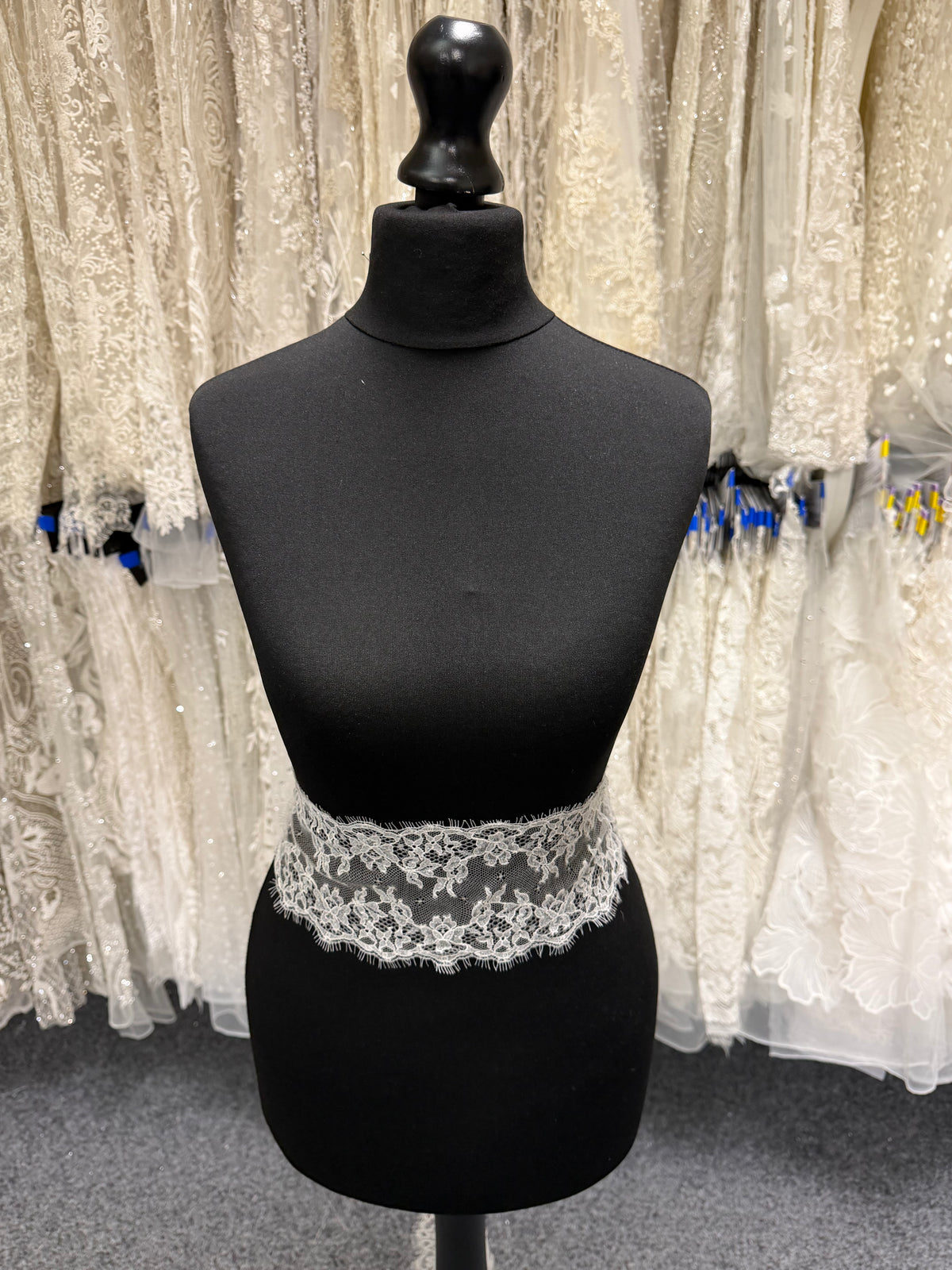 Pale Ivory Chantilly Lace Trim - Halston