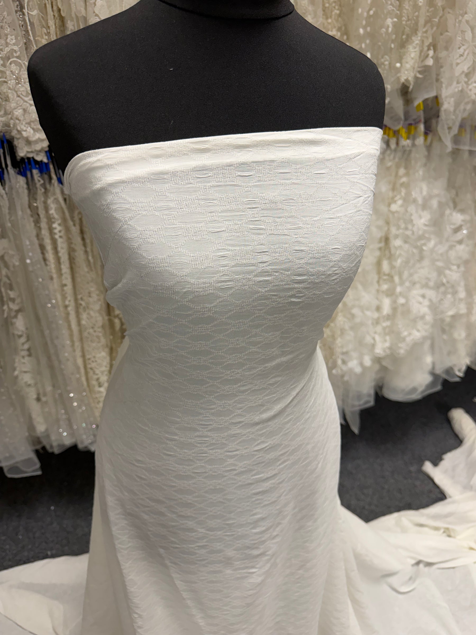 Ivory Random Diamond Weave - PH5016