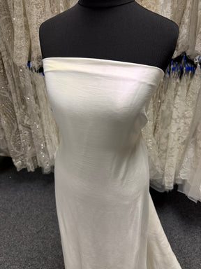 Ivory Crepe Back Satin - PH5013