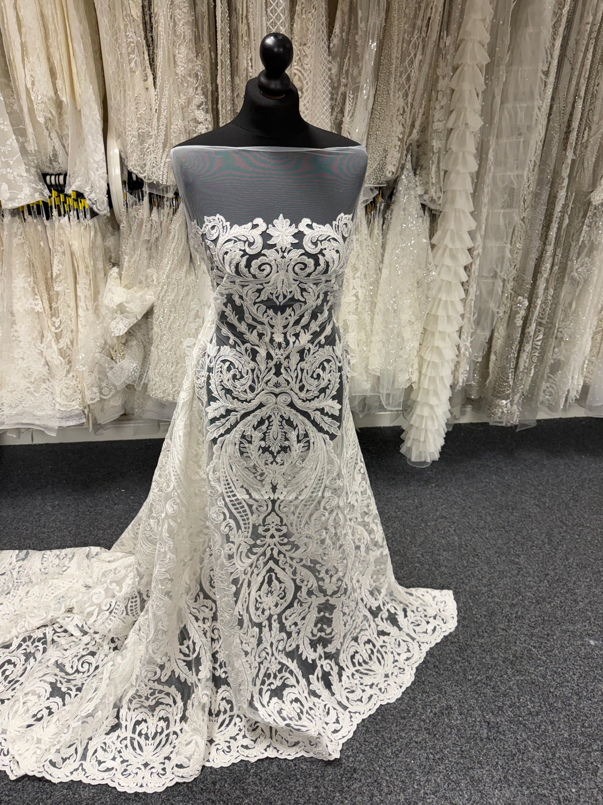 Ivory Corded Lace - Etienne