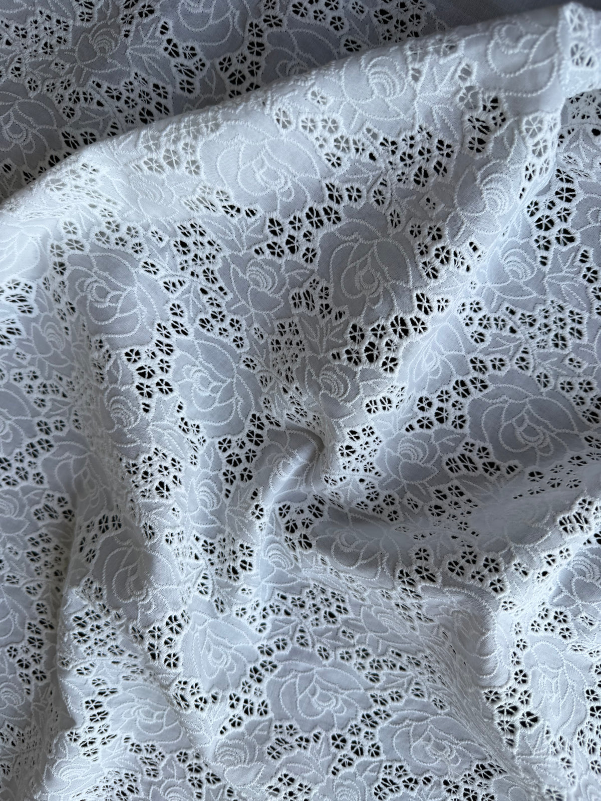 White Embroidered Cotton - EB6001