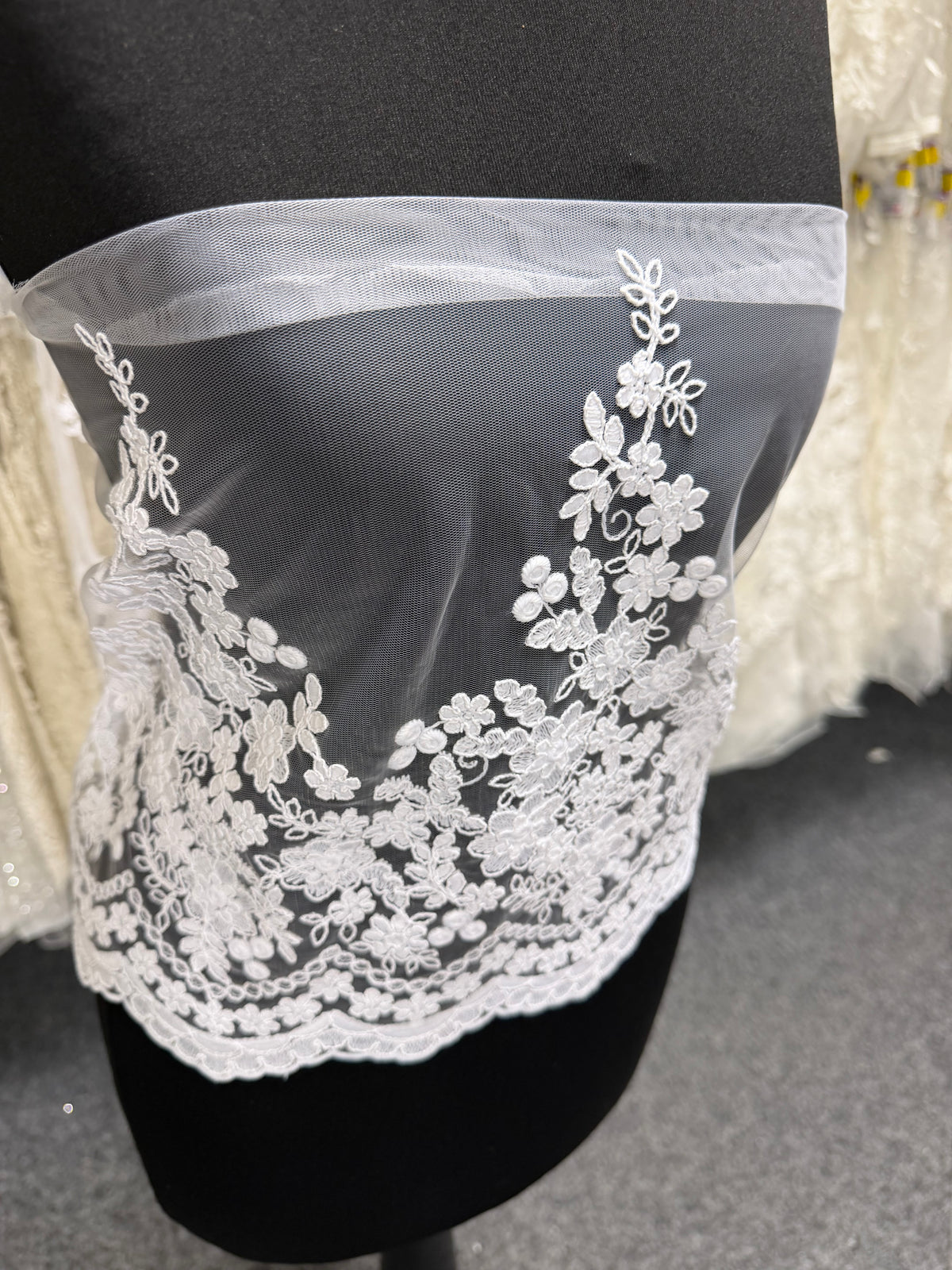 White Corded Lace Trim - T982