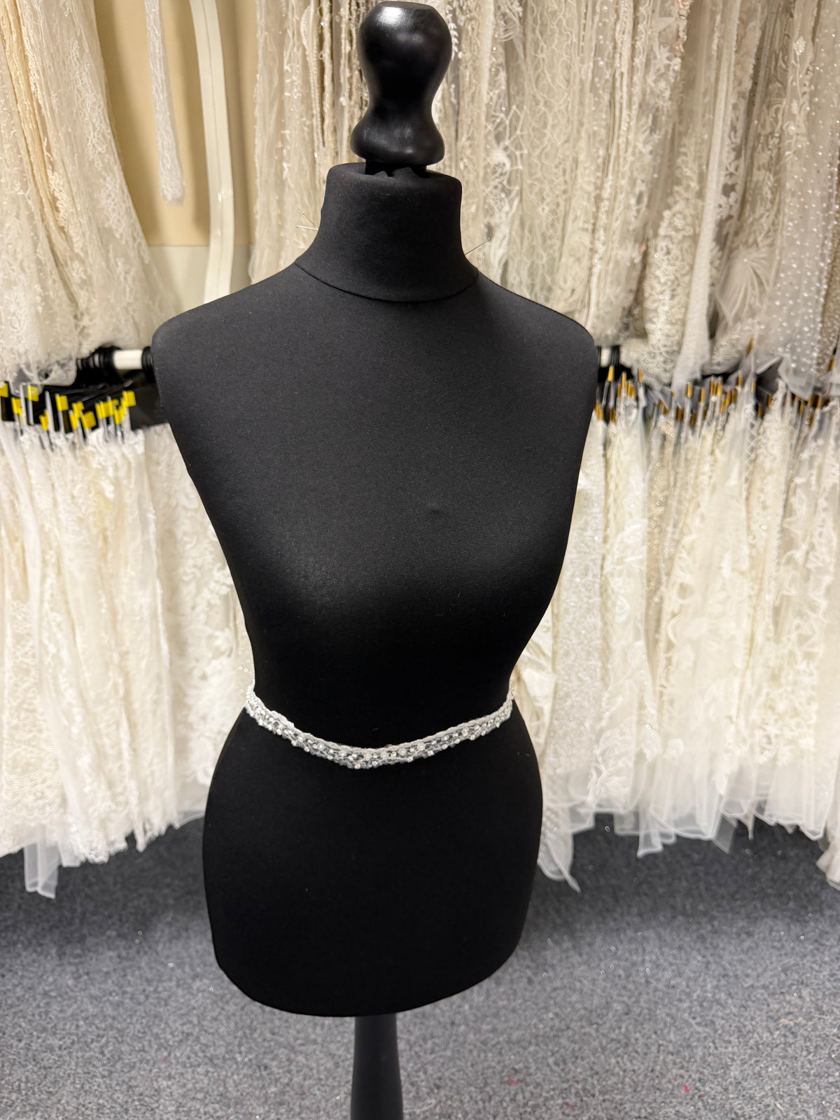 Ivory Beaded Sequin Edging - T929