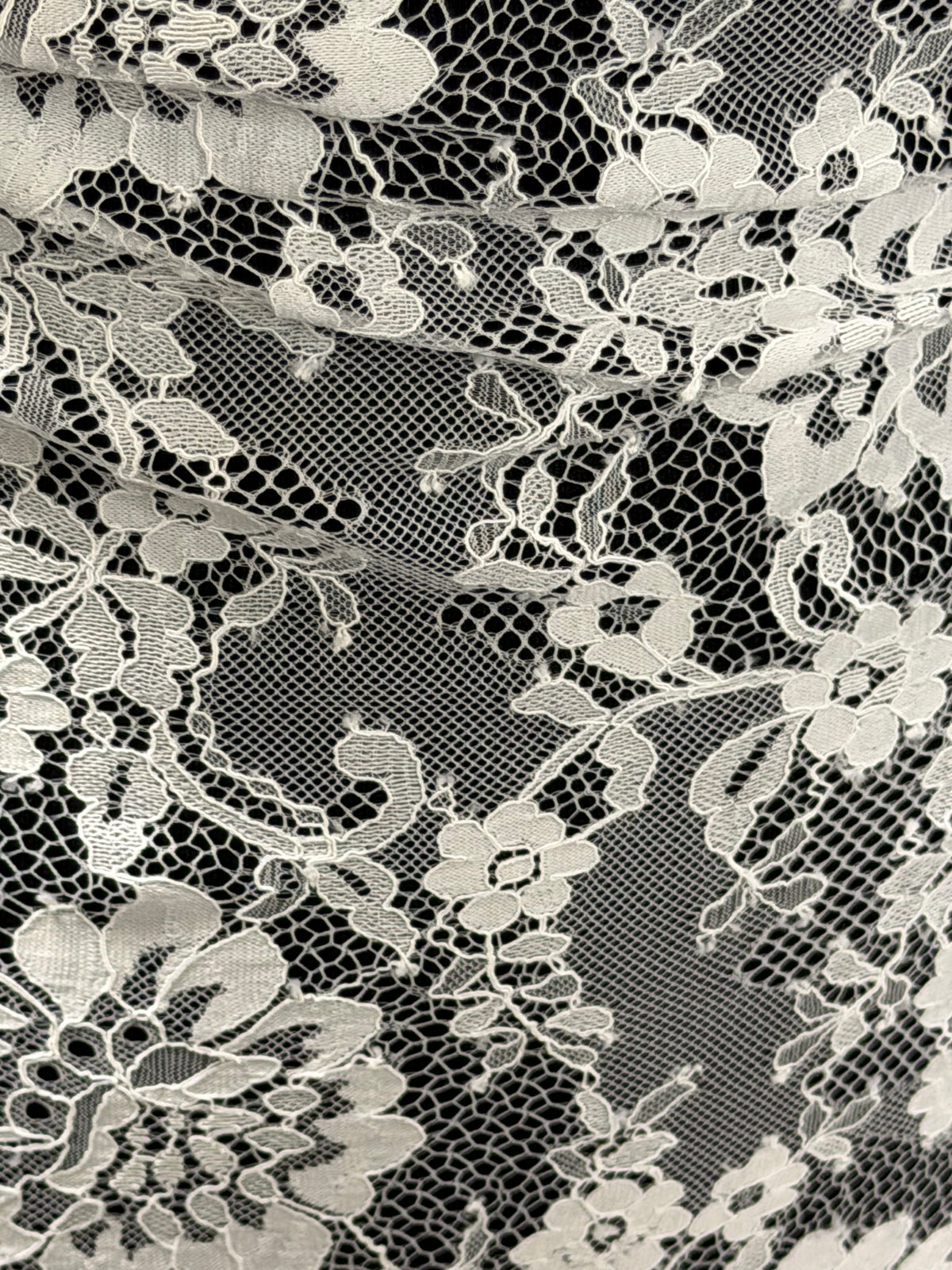 White Raschel Lace - LA1005