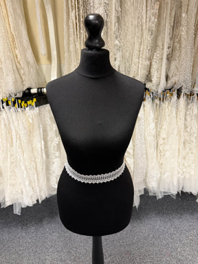 Ivory Edging - T937