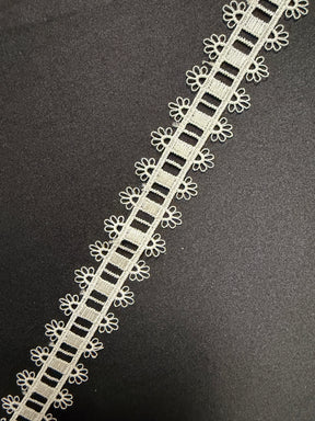 Ivory Edging - T940