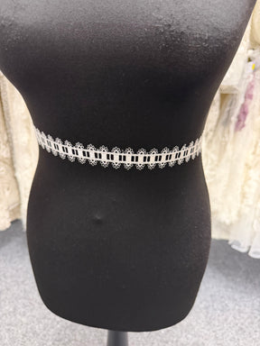 Ivory Edging - T940