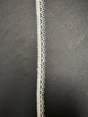 Ivory Edging - T939