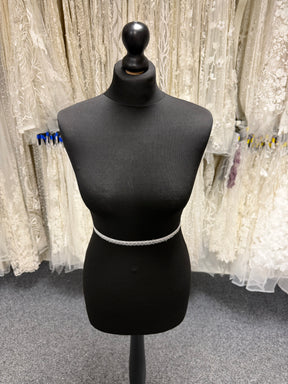 Ivory Edging - T939