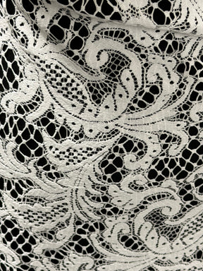 Ivory Lace - LA1011