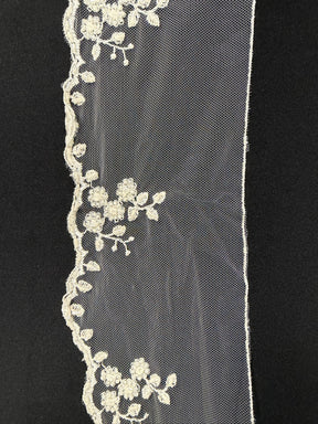 Ivory Beaded Edging - T952