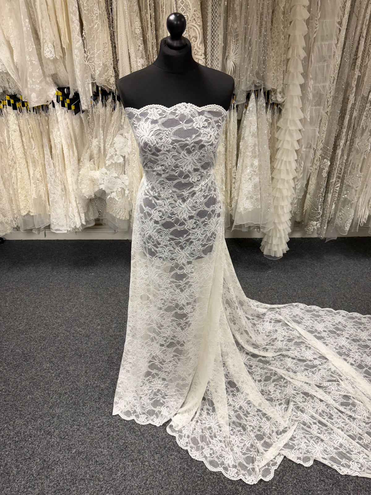 Ivory Stretch Lace - LB7007
