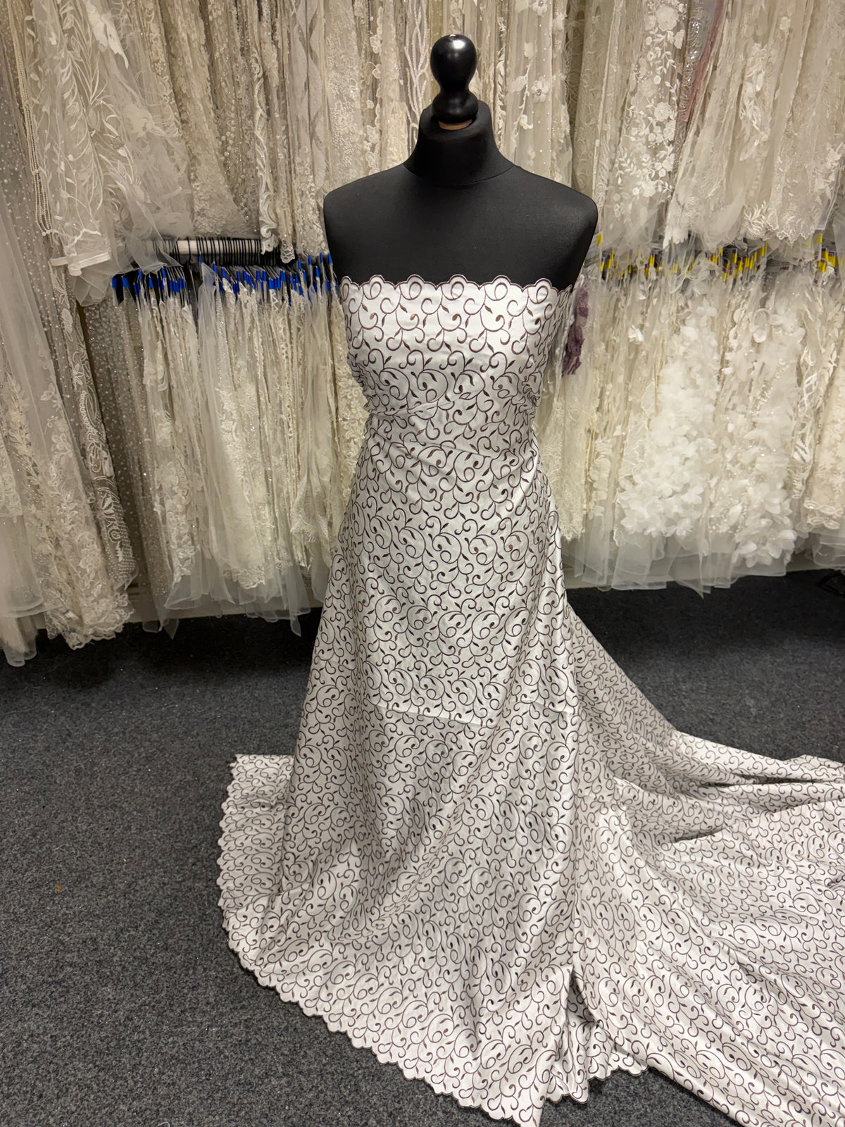 Ivory/Mid Cocoa Embroidered Duchess Satin - P476