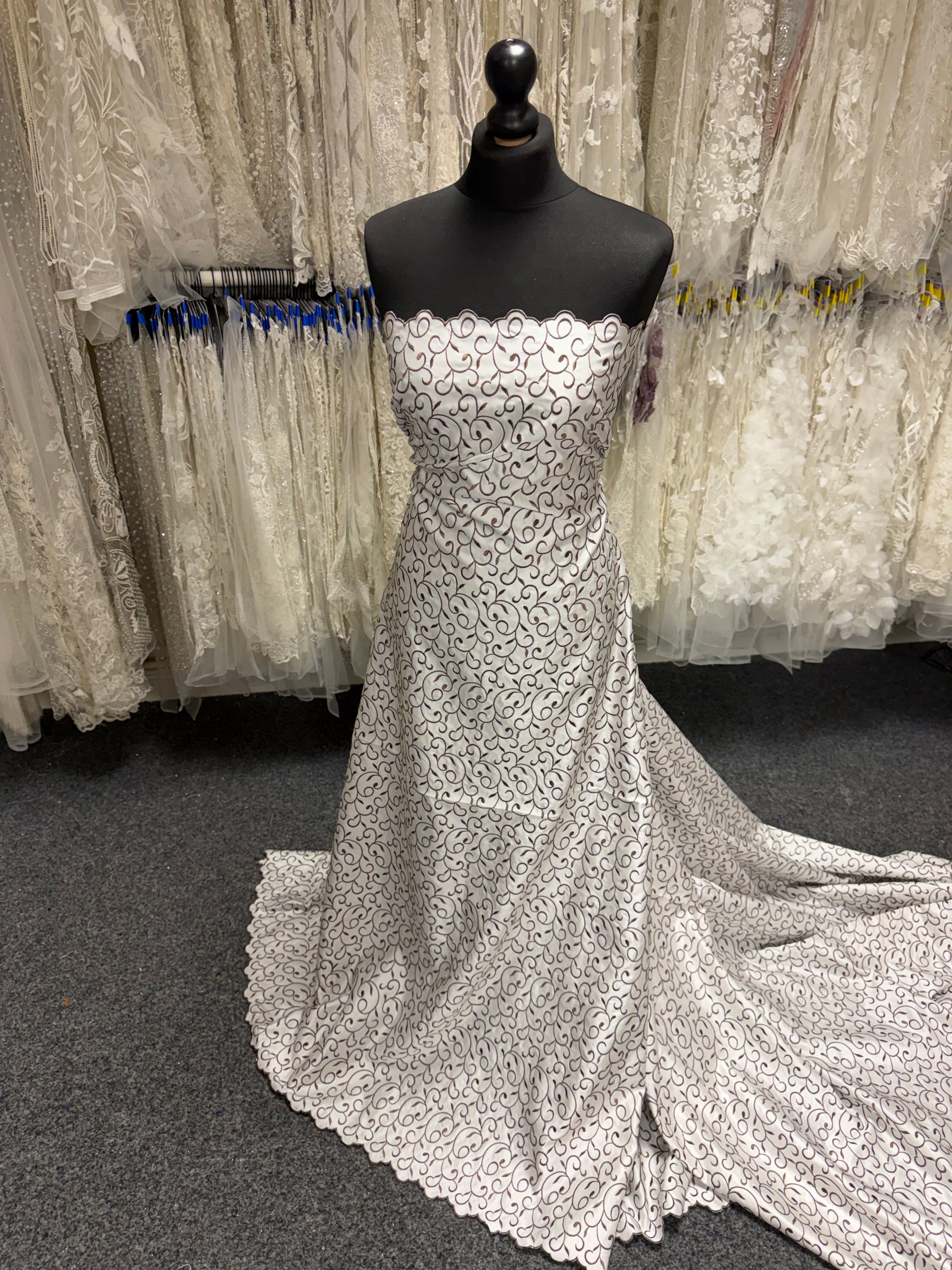 Ivory/Mid Cocoa Embroidered Duchess Satin - P476