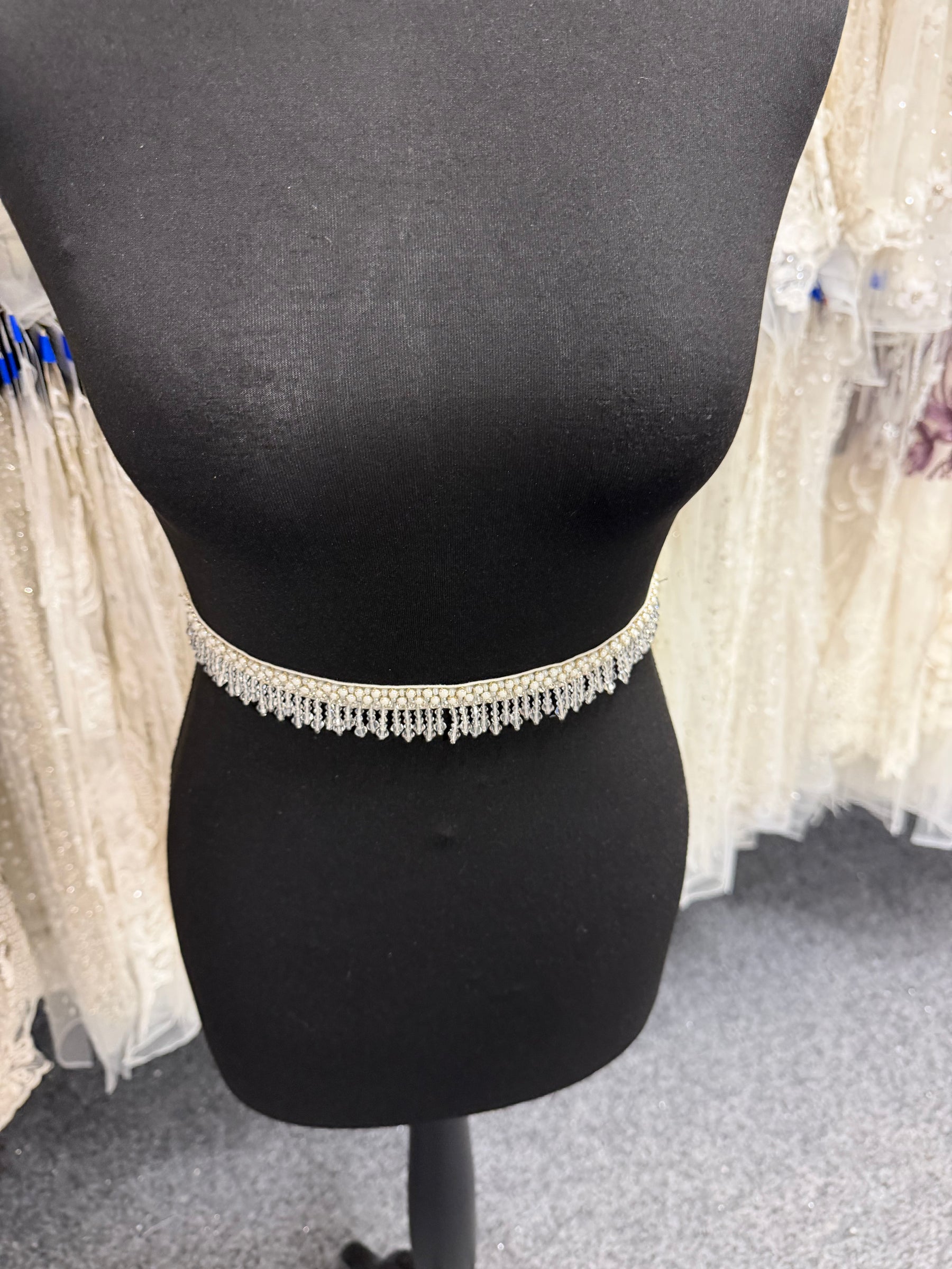 Ivory and Silver Crystal Beaded Edging - T823