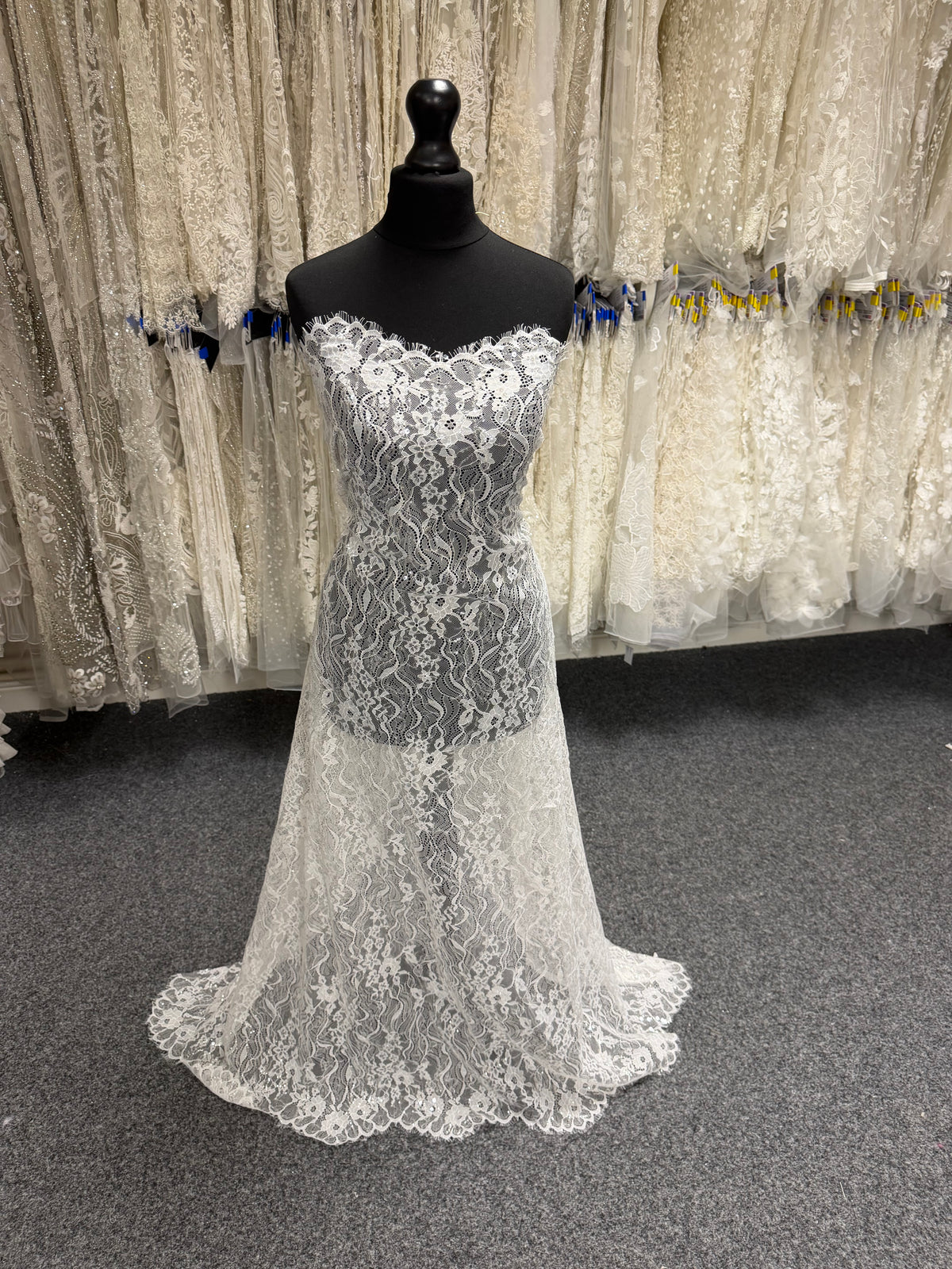 Ivory Sequin Lace - LB6005