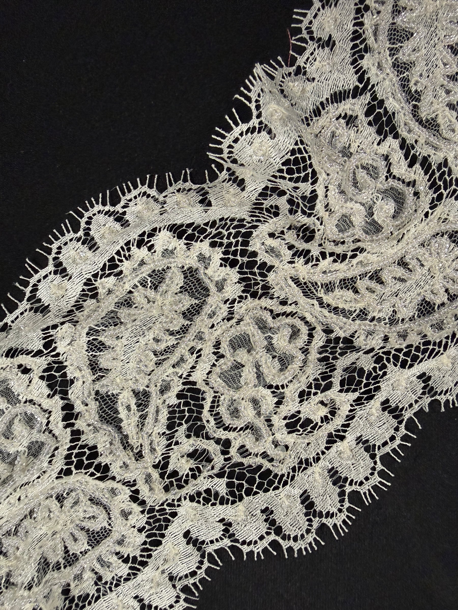 Ivory French Beaded Sequin Edging - T921