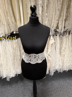 Ivory French Beaded Sequin Edging - T921