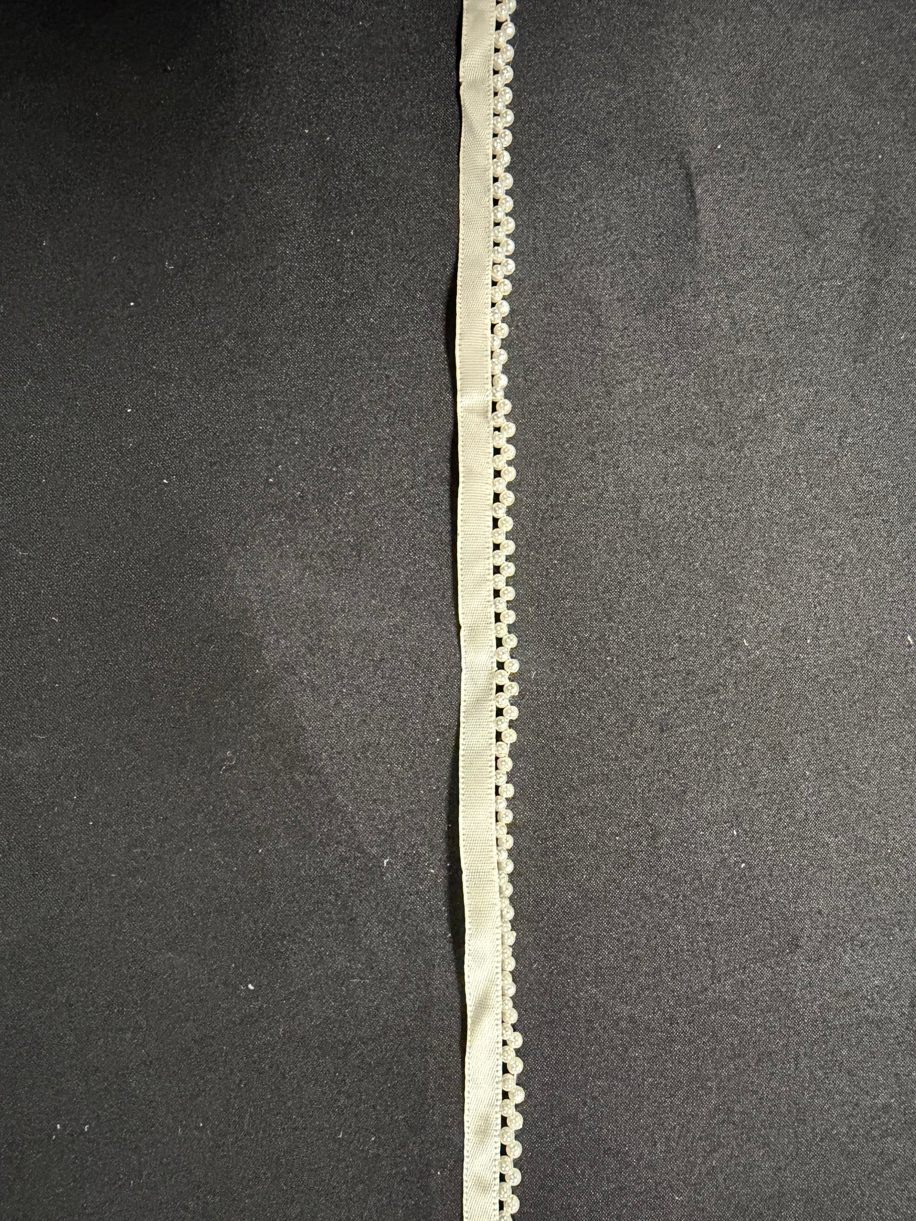 Ivory Pearl Edging - T925