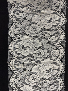 Ivory French Lace Edging - T878