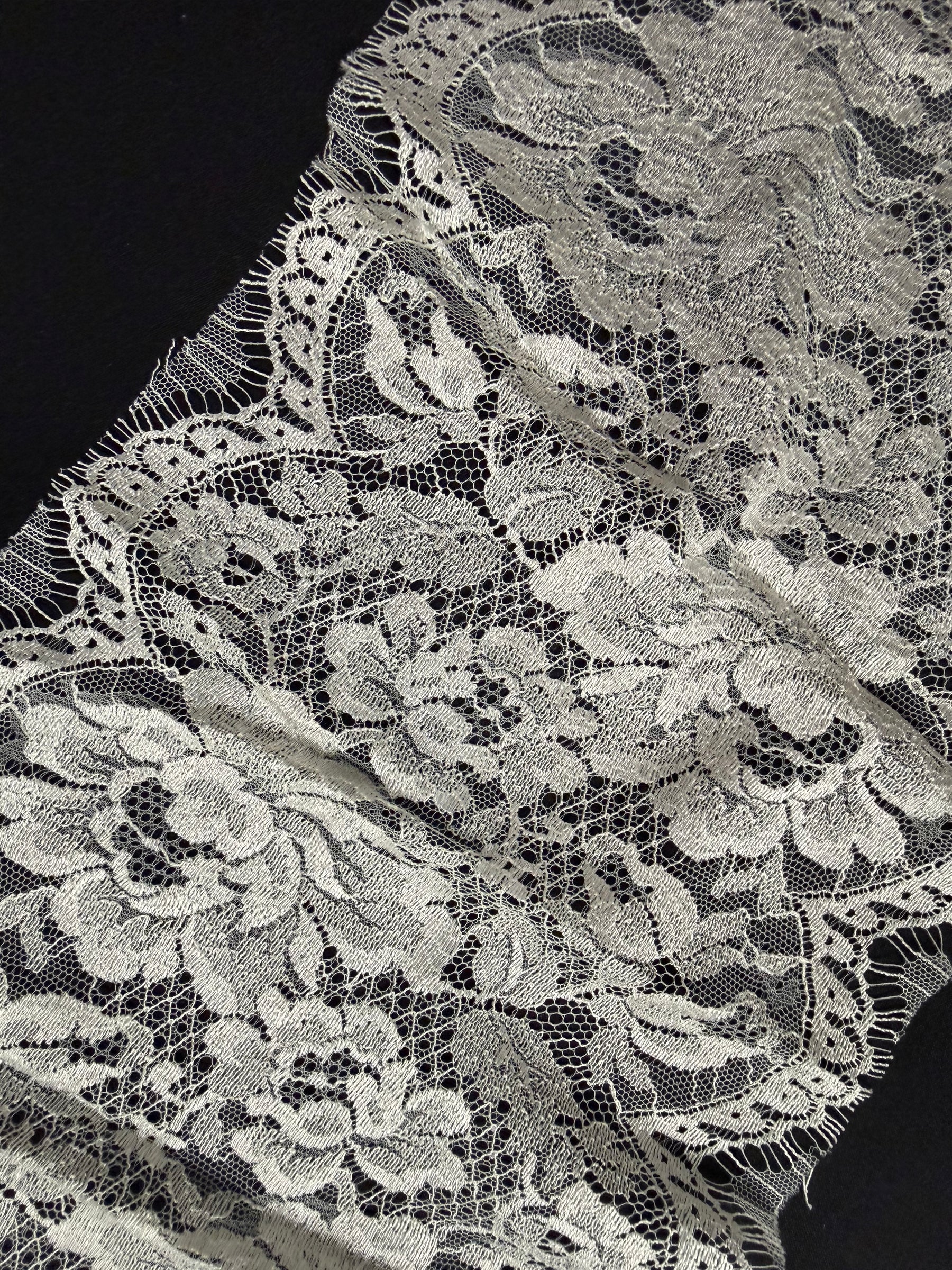 Ivory French Lace Edging - T878