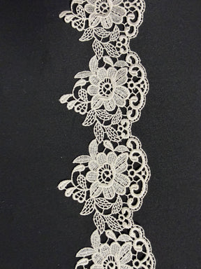 Ivory Guipure Edging - T827