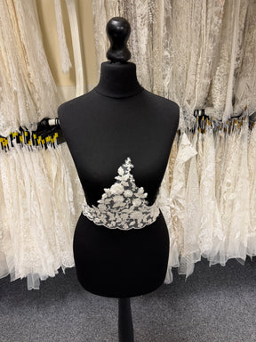 Ivory 3D Beaded Sequin Edging - T825