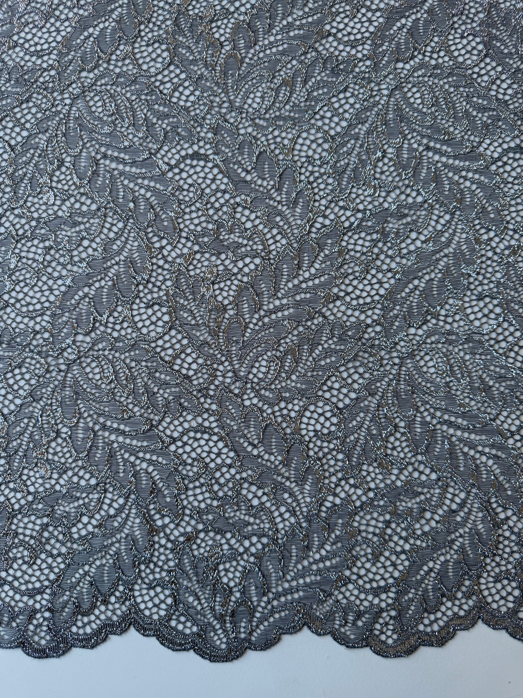 Platinum Stretch Lace - LB7002