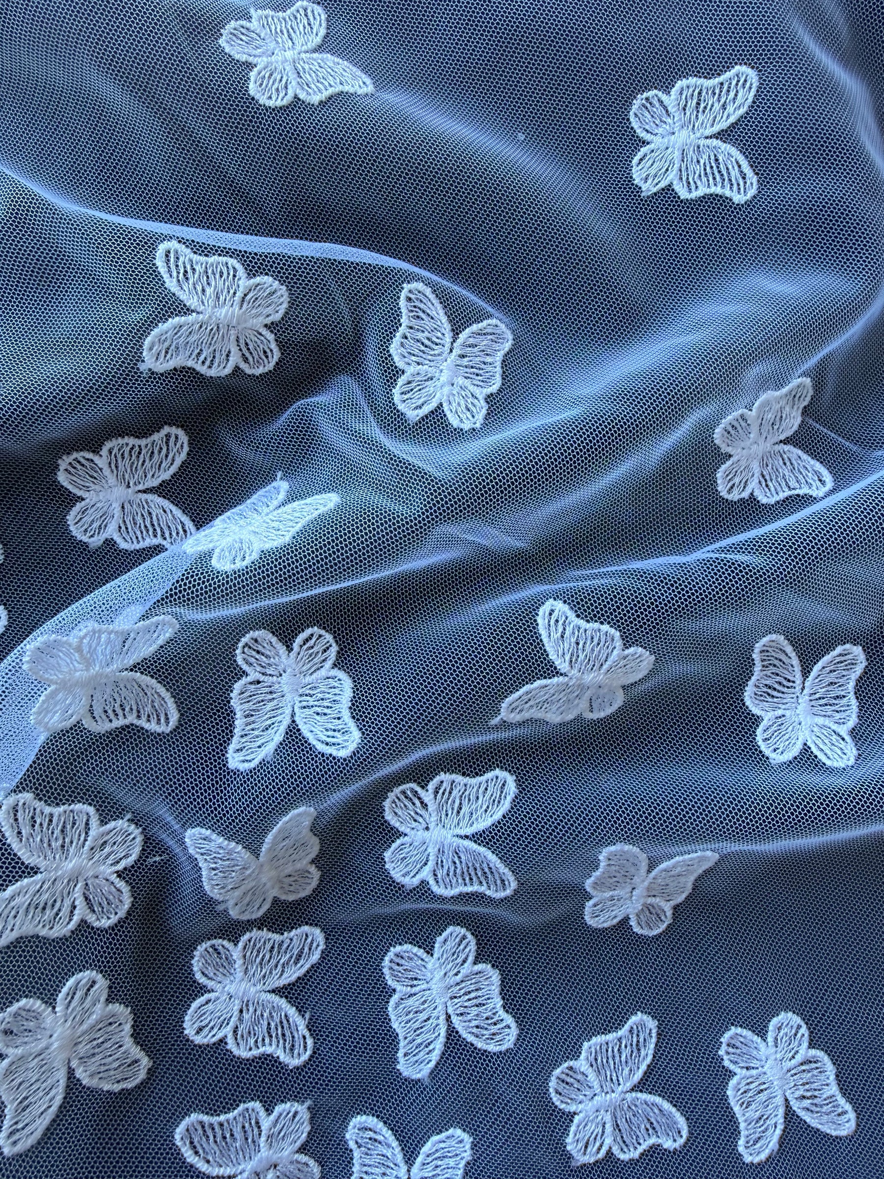 White Embroidered Butterfly Lace – EU5001