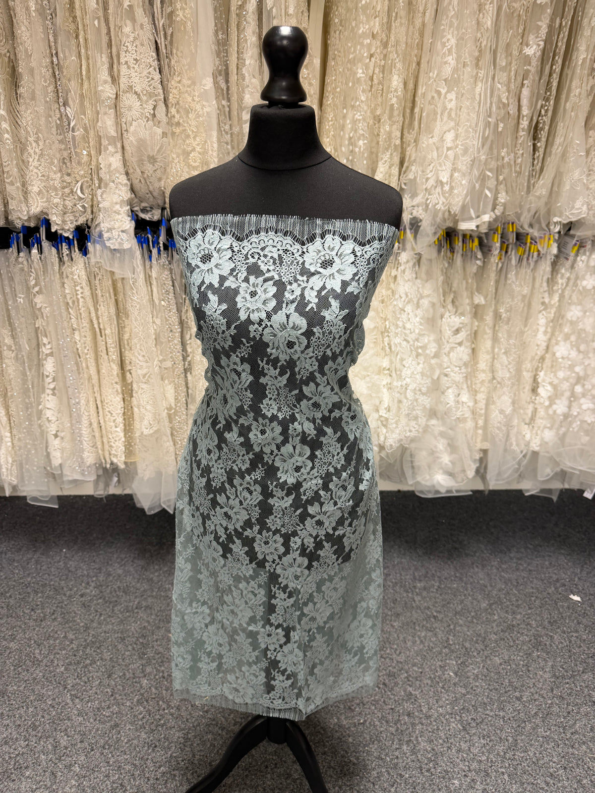 Duck Egg Blue Chantilly Lace - P305 (90cm)