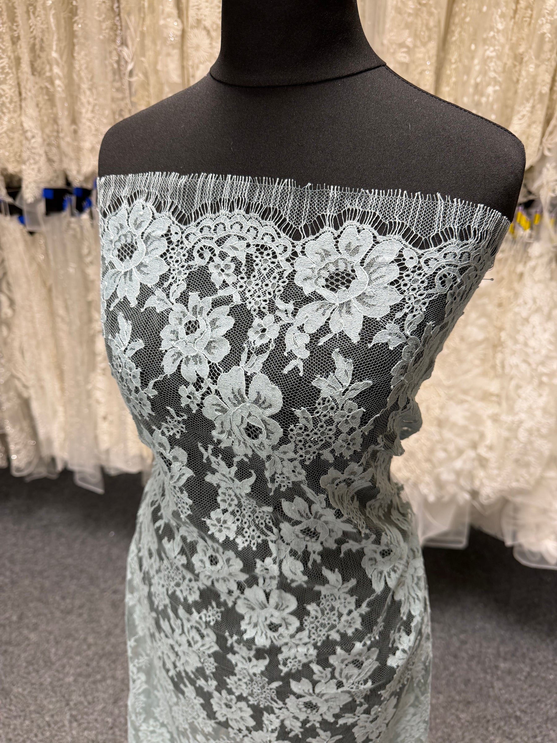 Duck Egg Blue Chantilly Lace - P305 (90cm)